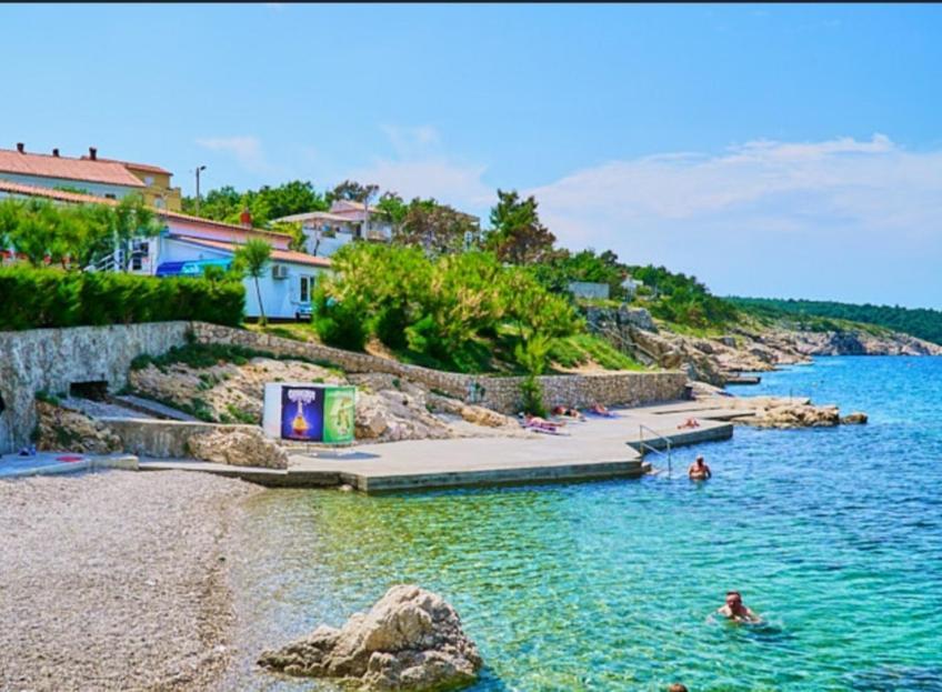 Studio Apartmani Zoric Šilo Exterior foto